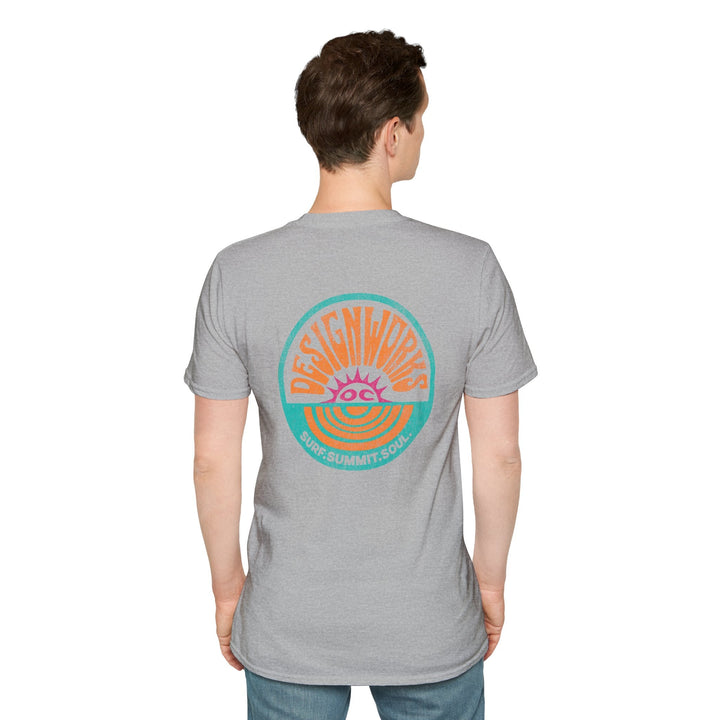 Vintage Casual Beach Logo T-Shirt — Surf Summit Soul - T-Shirt - Sport Grey - OC Designworks
